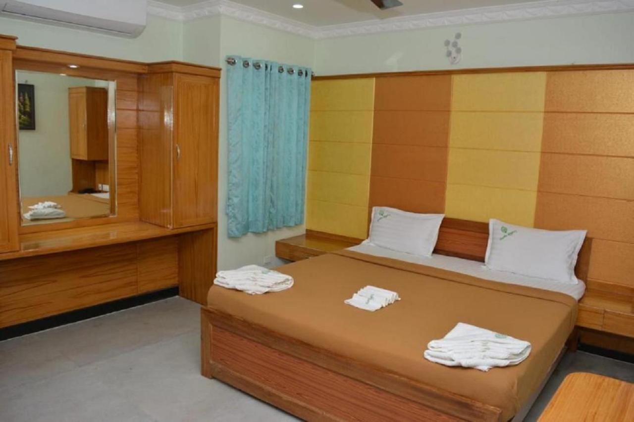 Skantha Regency Tiruchchendūr Exteriér fotografie